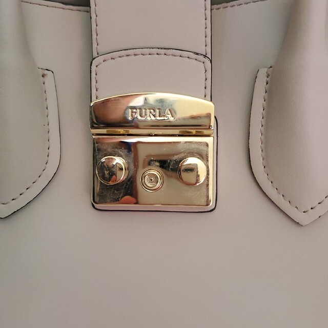 Furla(フルラ)の【FURLA】 ハンドバッグショルダー付き メトロポリス レディースのバッグ(ハンドバッグ)の商品写真