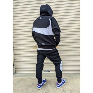 【良品】NIKE ナイキ モンスターパーカー モッズ ビッグスウッシュ 黒 XL