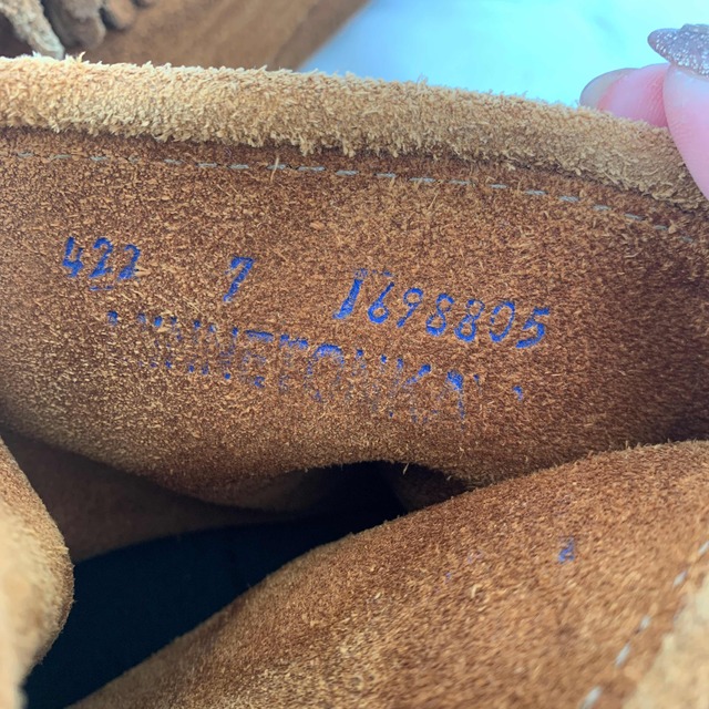 Minnetonka(ミネトンカ)のミネトンカ　フリンジブーツ　24〜24.5 レディースの靴/シューズ(ブーツ)の商品写真