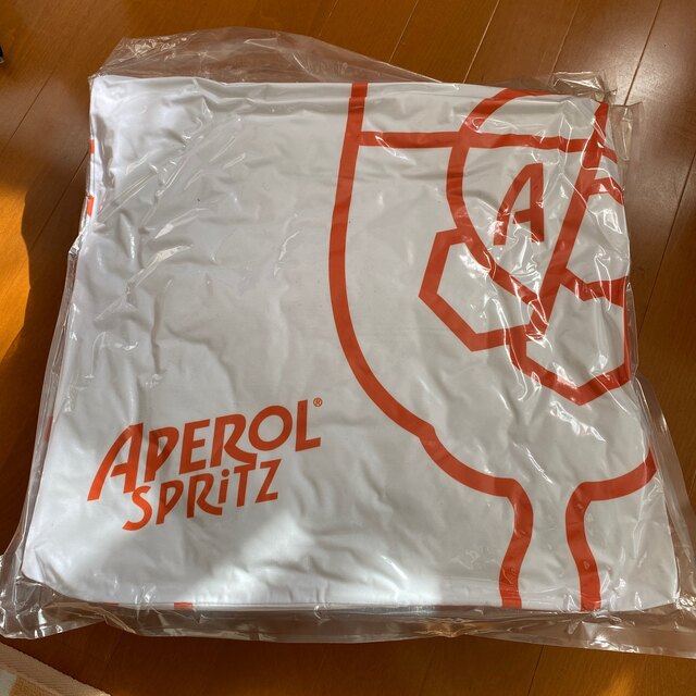 非売品 アペロール APEROL クッション 食品/飲料/酒の酒(リキュール/果実酒)の商品写真