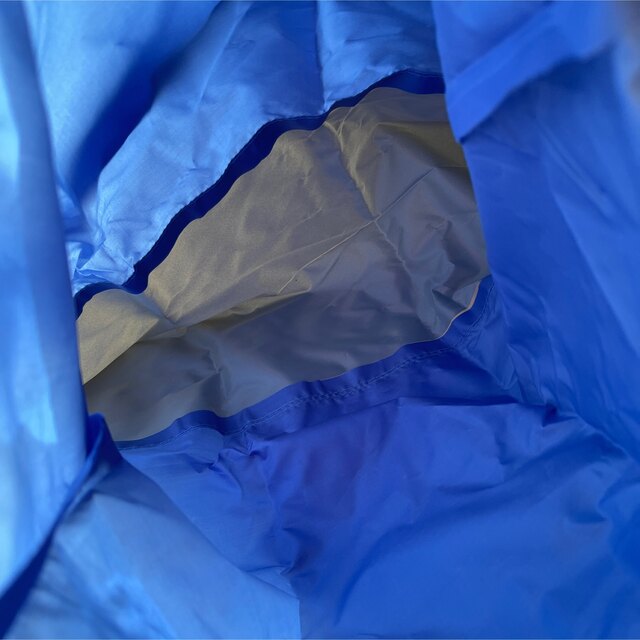 大きめ　エコバック　青　ブルー　買い物　反射　引っ掛けれる レディースのバッグ(エコバッグ)の商品写真