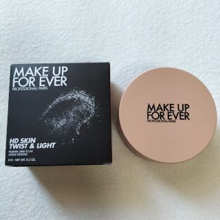 メイクアップフォーエバー(MAKE UP FOR EVER)の【美品】メイクアップフォーエバー HDスキン ツイストライト 2.0 ミディアム(フェイスパウダー)