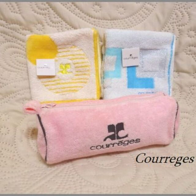 Courreges(クレージュ)のCourregesクレージュ♡タオル地ポーチ×タオルハンカチ2枚 レディースのファッション小物(ポーチ)の商品写真