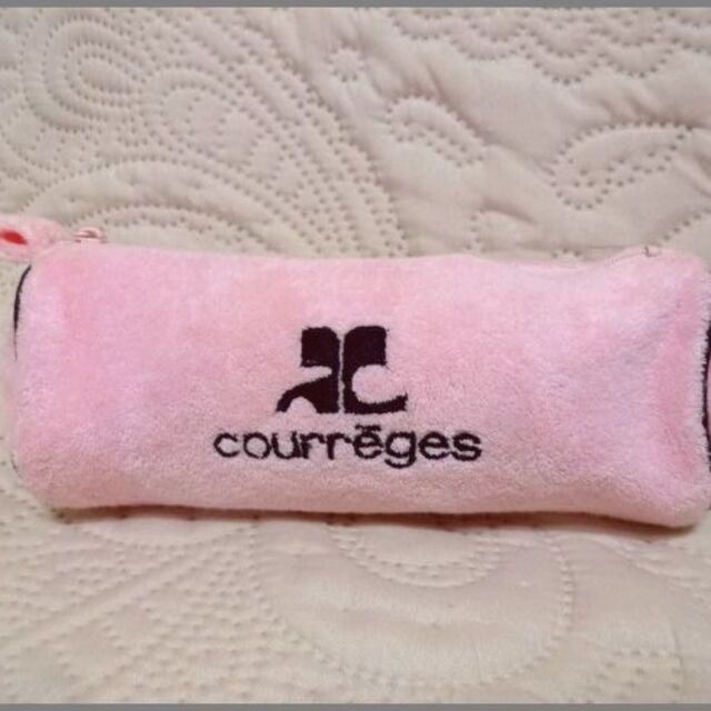 Courreges(クレージュ)のCourregesクレージュ♡タオル地ポーチ×タオルハンカチ2枚 レディースのファッション小物(ポーチ)の商品写真