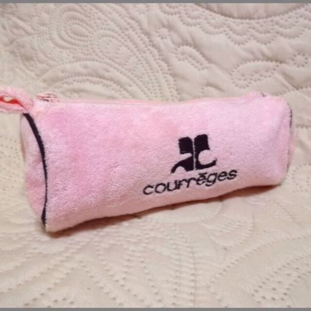 Courreges(クレージュ)のCourregesクレージュ♡タオル地ポーチ×タオルハンカチ2枚 レディースのファッション小物(ポーチ)の商品写真