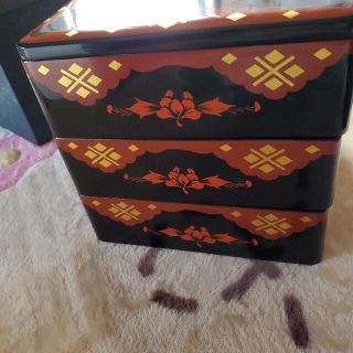 丸三漆器 牡丹 重箱の通販 by りんご's shop|ラクマ