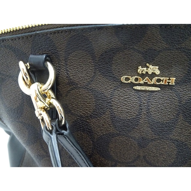 COACH(コーチ)のCOACH コーチ ショルダーバッグ　ポーチ　トート　セカンド レディースのバッグ(ハンドバッグ)の商品写真