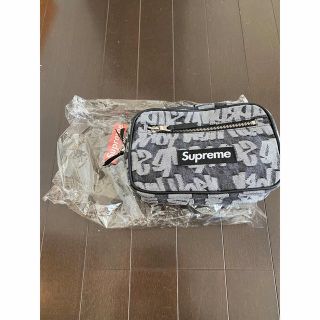 シュプリーム(Supreme)のSUPREME Fat Tip Jacquard Denim Waist Bag(ショルダーバッグ)