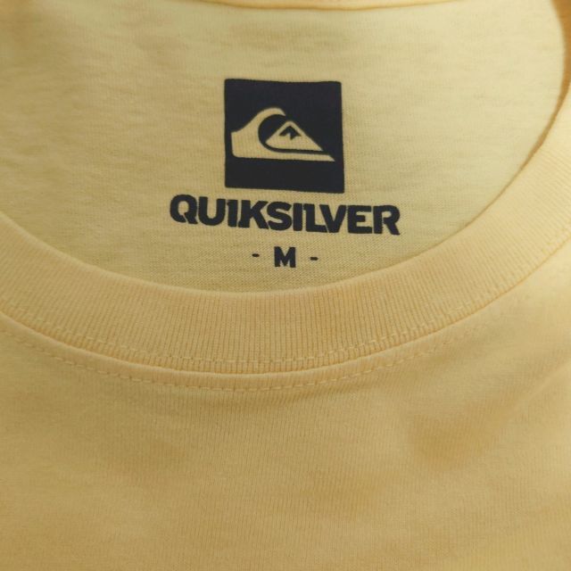 QUIKSILVER(クイックシルバー)のQUIKSILVER クイックシルバー イエロー Tシャツ Mサイズ メンズのトップス(Tシャツ/カットソー(半袖/袖なし))の商品写真