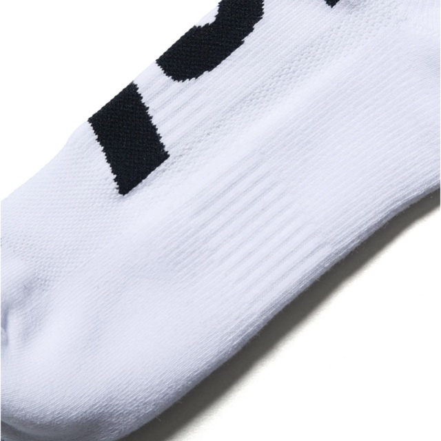 F.C.R.B.(エフシーアールビー)のF.C.R.B  LARGE LOGO REGULAR SOCKS メンズのファッション小物(その他)の商品写真