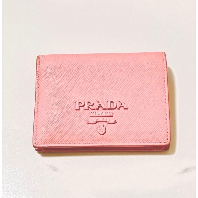 PRADA(プラダ)のPRADA 二つ折り財布 サフィアーノ PETALO ピンク レディースのファッション小物(財布)の商品写真