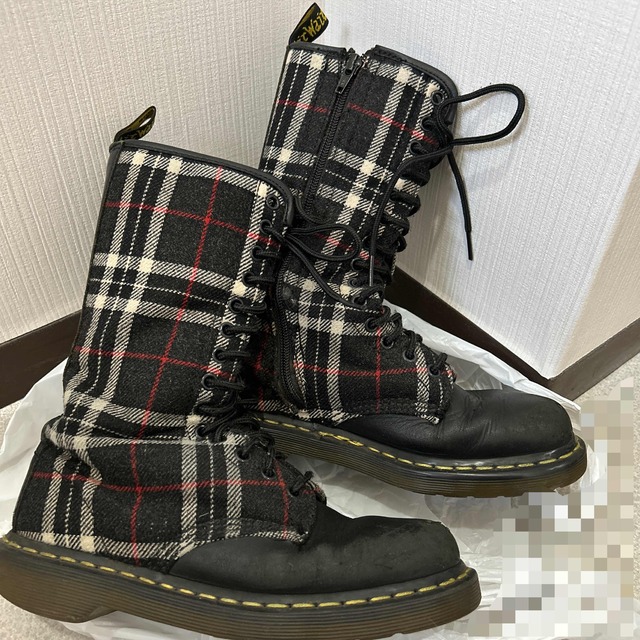 Dr.Martens - 【中古】Dr.マーチン 14ホール チェック柄ブーツの Dr.Martens - 【中古】Dr.マーチン 14ホール チェック柄ブーツの