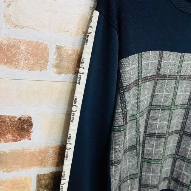 FRED PERRY - 極美品✨フレッドペリー FRED PERRY ニット ネイビー 紺