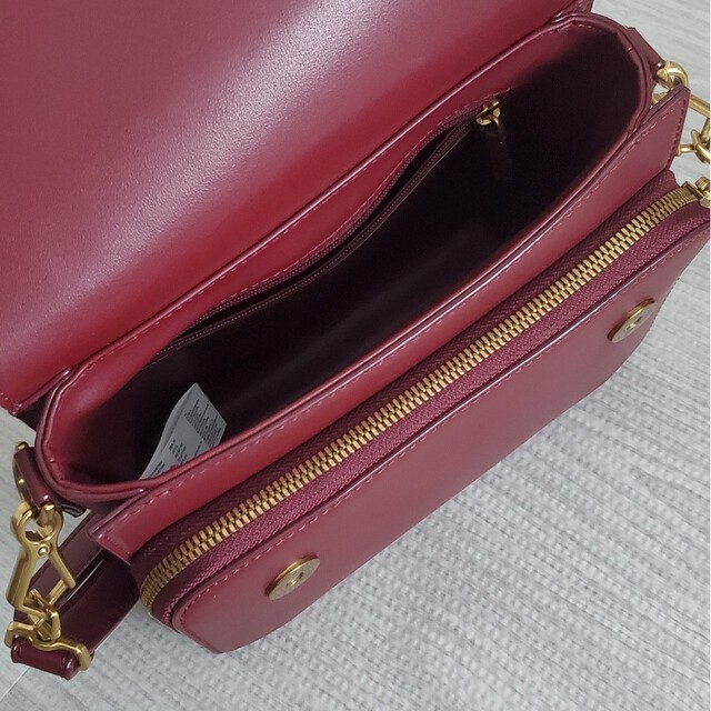 Charles & Keith ショルダーバッグ