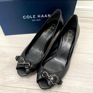 コールハーン(Cole Haan)のコールハーン　26.0 ブラック　オープントゥ　パンプス　9B(ハイヒール/パンプス)