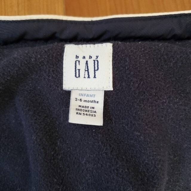 babyGAP(ベビーギャップ)のbaby gap ダウン ジャケット アウター 60cm 3-6m キッズ/ベビー/マタニティのベビー服(~85cm)(ジャケット/コート)の商品写真