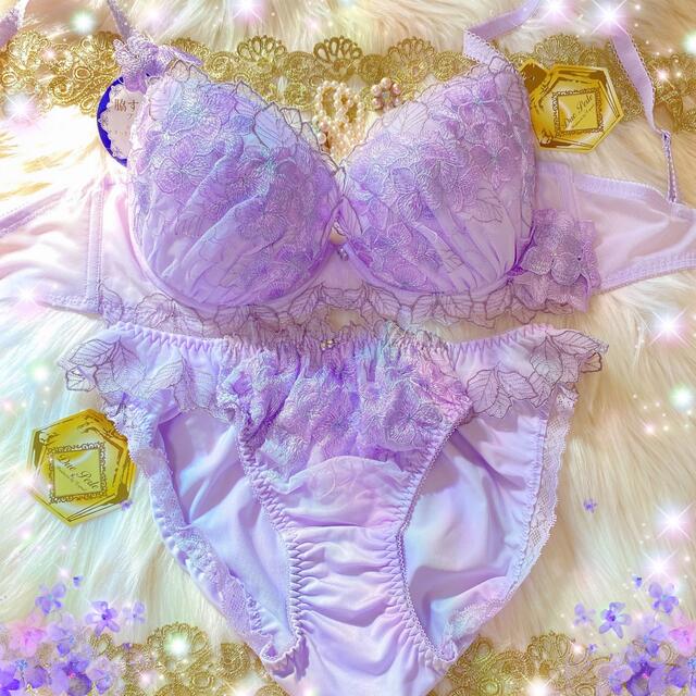 新品❤️紫陽花ブラショーツセット ワコールサルートトリンプ 新品❤️紫陽花ブラショーツセット ワコールサルートトリンプ