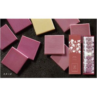 「幸せを結ぶ赤いチョコレートCARRE DE ROUGE」9枚入り(菓子/デザート)