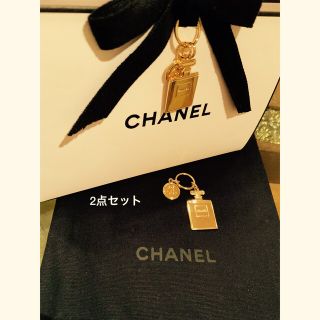 シャネル(CHANEL)のchanel N°5 ノベルティ　キーチャーム2点セット(ノベルティグッズ)