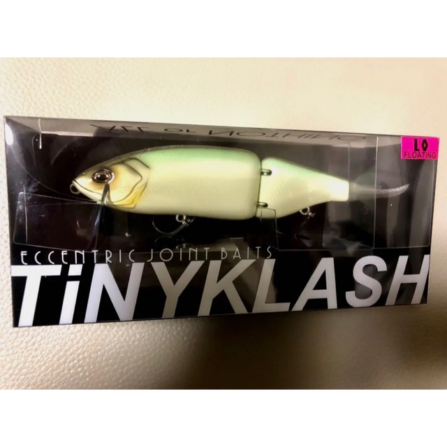 タイニークラッシュ Low グリーンシャッド新品未使用DRTバリアル