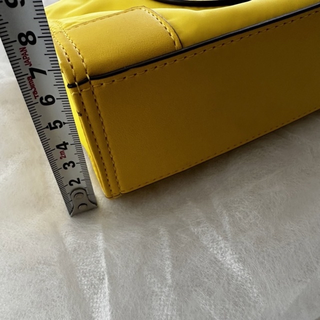 Tory Burch(トリーバーチ)のトリーバーチ エラ マイクロトート レディースのバッグ(ショルダーバッグ)の商品写真