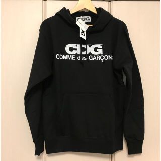 コムデギャルソン(COMME des GARCONS)のパーカー コムデギャルソン CDG エアラインロゴ 黒 新品未使用(パーカー)