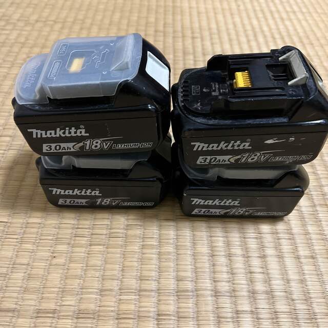 工具/メンテナンス緊急値下げ！　マキタバッテリー 18v3.0Ah 4個セット