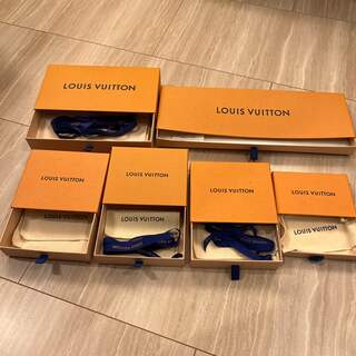 ルイヴィトン(LOUIS VUITTON)のLOUISVUITTON 箱セット(ショップ袋)