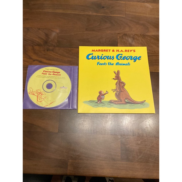 CD付き絵本　Read-Along Curious George  エンタメ/ホビーの雑誌(絵本/児童書)の商品写真
