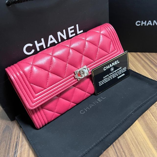 送料無料・名入れ彫刻 【美品☆30番台】CHANEL マドモアゼル 財布