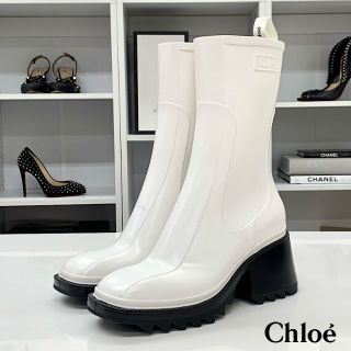 クロエ(Chloe)の5374 未使用 クロエ ラバー ロゴ ジップ アンクルブーツ ホワイト(ブーツ)