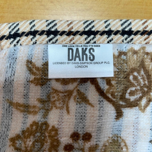DAKS(ダックス)のDAKS フェイスタオル　ウォッシュタオル インテリア/住まい/日用品の日用品/生活雑貨/旅行(タオル/バス用品)の商品写真