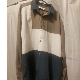 ユニクロ(UNIQLO)のunit シャツ(シャツ)