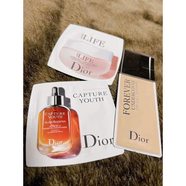 Dior(ディオール)の最終値下げです Dior 8点セット コスメ/美容のキット/セット(サンプル/トライアルキット)の商品写真