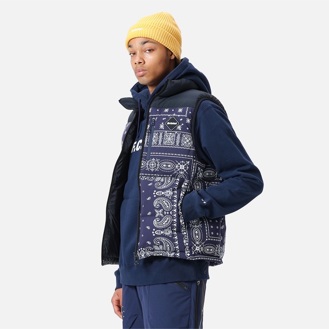 F.C.R.B. - FCRB DOWN VEST ダウンベスト バンダナの通販 by MTM's