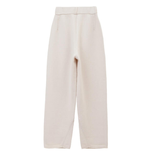 CLANE(クラネ)の定価以下CLANE WARM KNIT TAPERED PANTS  アイボリー レディースのパンツ(カジュアルパンツ)の商品写真