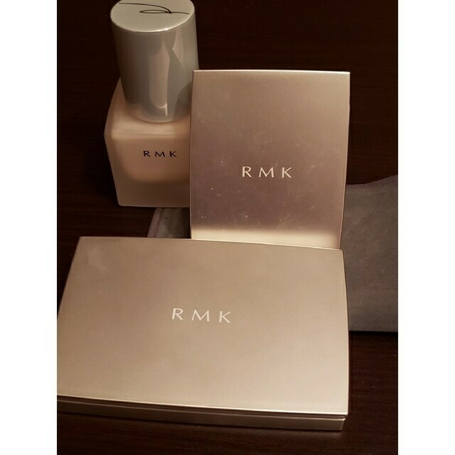 RMK(アールエムケー)のRMK メークアップベース　ファンデーション　コンシーラー　フェイスパウダー コスメ/美容のベースメイク/化粧品(その他)の商品写真