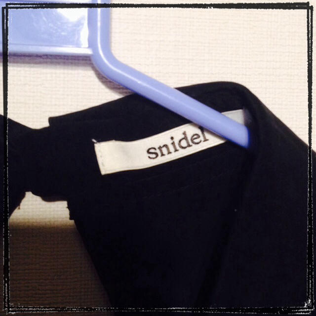 SNIDEL(スナイデル)の試着のみ✨snidelシフォンブラウス♡ レディースのトップス(シャツ/ブラウス(半袖/袖なし))の商品写真