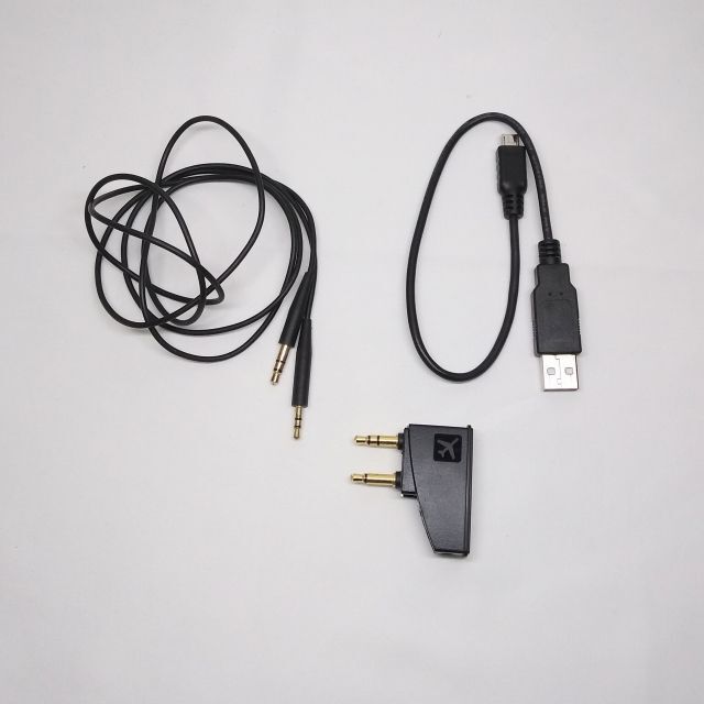 BOSE(ボーズ)のQuietComfort 35 wireless headphones スマホ/家電/カメラのオーディオ機器(ヘッドフォン/イヤフォン)の商品写真