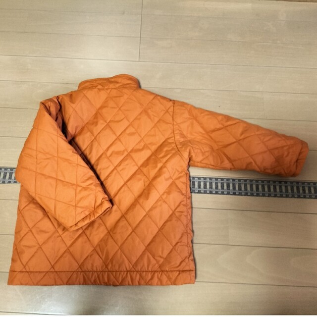 mikihouse(ミキハウス)のミキハウス アウター ジャンパー サイズ100 オレンジ キッズ/ベビー/マタニティのキッズ服男の子用(90cm~)(ジャケット/上着)の商品写真