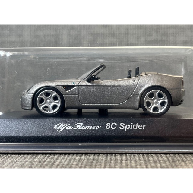 Alfa Romeo(アルファロメオ)の京商 1/64 アルファロメオ 8C スパイダー シルバー エンタメ/ホビーのおもちゃ/ぬいぐるみ(ミニカー)の商品写真