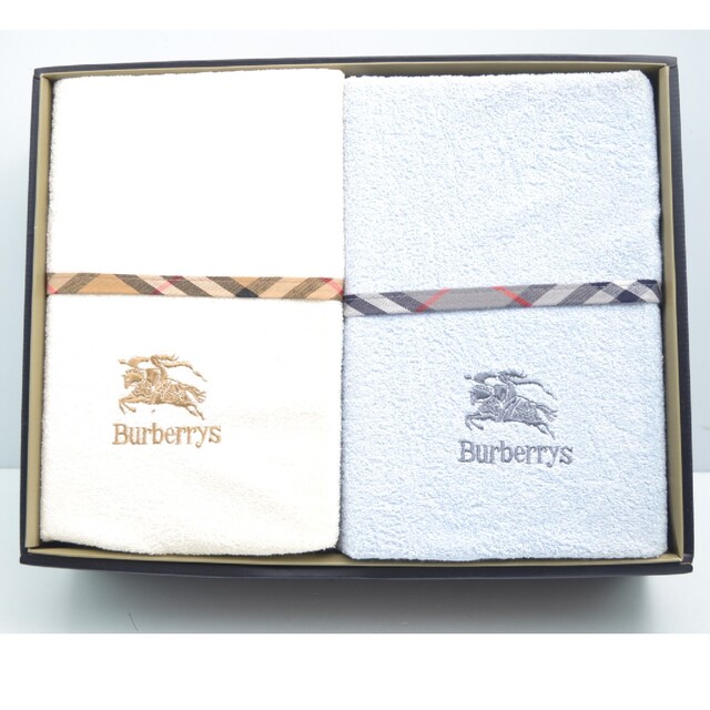 BURBERRY(バーバリー)のBURBERRY バーバリー タオルシーツ2枚セット綿100% 箱入り インテリア/住まい/日用品の寝具(シーツ/カバー)の商品写真