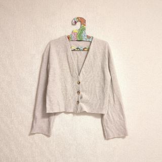 ザラ(ZARA)のショート丈　カーディガン　ZARA(カーディガン)