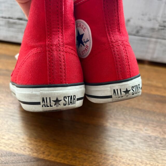 CONVERSE(コンバース)のコンバース♡18cmハイカットレッド キッズ/ベビー/マタニティのキッズ靴/シューズ(15cm~)(スニーカー)の商品写真