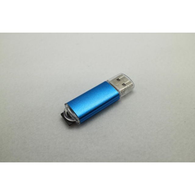USBカードリーダー MicroSD ブルー  スマホ/家電/カメラのPC/タブレット(PC周辺機器)の商品写真