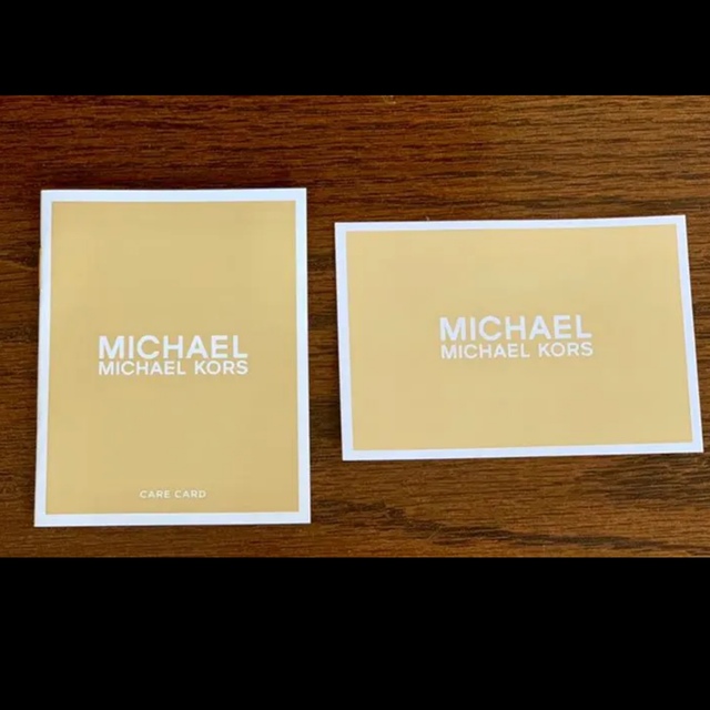 Michael Kors(マイケルコース)のマイケルコース MICHAEL KORS ショルダー　バッグ バニラ 白 人気 レディースのバッグ(ショルダーバッグ)の商品写真