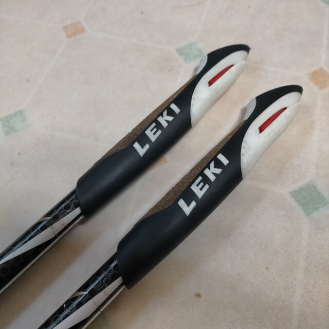 LEKI レキ トラベラーカーボンホワイトノルディックウォーキング