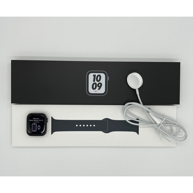 Apple Watch Nike SE(第1世代GPSモデル)-