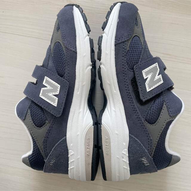 New Balance(ニューバランス)のton様専用　Newbalance PV993NW 18.5cm キッズ/ベビー/マタニティのキッズ靴/シューズ(15cm~)(スニーカー)の商品写真