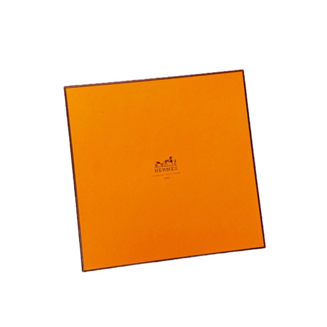 HERMES - エルメス カレ70 スカーフ Les Bassets バセット HERMES - エルメス カレ70 スカーフ Les Bassets バセット